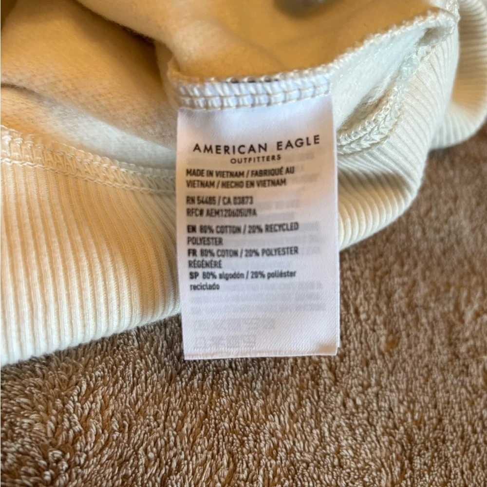American Eagle Florence Italy Cream Sweatshirt Size S NWT - Picture 6 of 7